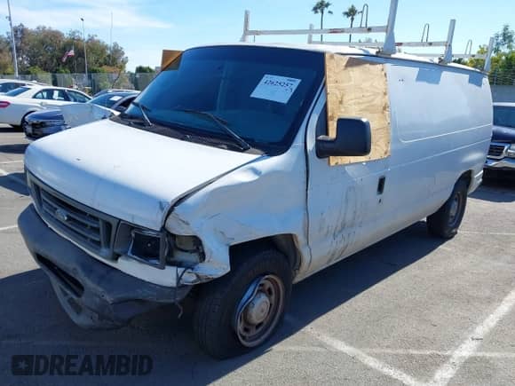 2005 Ford Econoline Cargo with VIN 1FTRE14W85HA90035, listed as a IAAI auction lot 42625257 with 204,929 mi miles and . Bid and sale history available at DreamBid. Image 2.