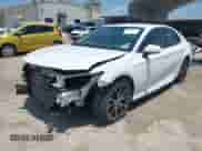 2023 Toyota Camry SE с VIN 4T1G11AK2PU774203, выставлен на аукционе IAAI как лот 42345387 с пробегом 21 735 миль миль и . История ставок и продаж доступна на DreamBid. Изображение 18.