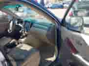 2006 Toyota Highlander Limited z VIN JTEEW21A760017003, wystawiony jako IAAI lot #43423632 z przebiegiem 264 911 mil mil oraz . Historia ofert i sprzedaży dostępna na DreamBid. Obrazek 5.