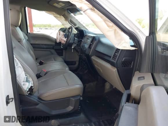 2016 Ford F-150 XL с VIN 1FTMF1CF6GKF56298, выставлен на аукционе IAAI как лот 43404426 с пробегом 103 969 миль миль и . История ставок и продаж доступна на DreamBid. Изображение 5.