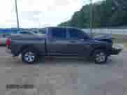 2019 Ram 1500 Tradesman z VIN 1C6RR7KG2KS681728, wystawiony jako IAAI lot #42823098 z przebiegiem 83 446 mil mil oraz . Historia ofert i sprzedaży dostępna na DreamBid. Obrazek 14.