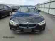 2018 BMW 3 Series 330e z VIN WBA8E1C57JA758377, wystawiony jako Copart lot #69512575 z przebiegiem 79 728 mil mil oraz Szkoda całkowita • Salvage title. Historia ofert i sprzedaży dostępna na DreamBid. Obrazek 5.