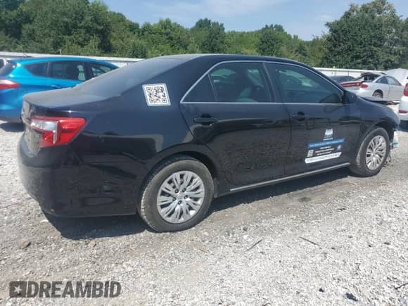2012 Toyota Camry L z VIN 4T1BF1FK8CU168743, wystawiony jako Copart lot #69294105 z przebiegiem 131 199 mil mil oraz Szkoda całkowita • Salvage title. Historia ofert i sprzedaży dostępna na DreamBid. Obrazek 3.
