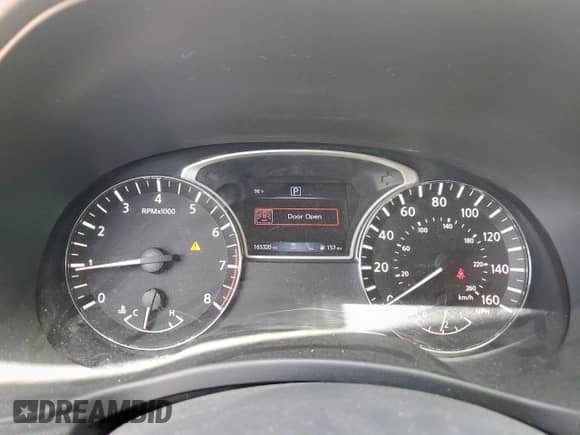 2019 Nissan Pathfinder S with VIN 5N1DR2MN4KC596798, listed as a Copart auction lot 61294215 with 165,320 mi miles and Clean title. Bid and sale history available at DreamBid. Image 9.