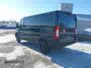 2023 Ram ProMaster Cargo z VIN 3C6LRVVG1PE529021, wystawiony jako IAAI lot #41168221 z przebiegiem 51 689 mil mil oraz . Historia ofert i sprzedaży dostępna na DreamBid. Obrazek 3.