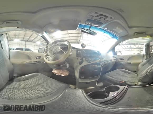 2014 Toyota Sienna SE with VIN 5TDXK3DC2ES442961, listed as a Copart auction lot 70143165 with 204,488 mi miles and Non repairable. Bid and sale history available at DreamBid. Image 16.