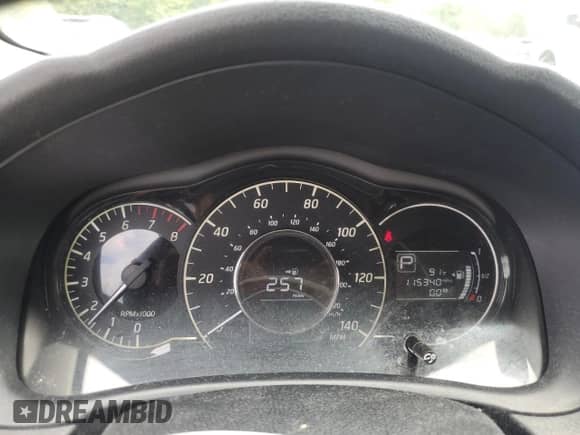 2016 Nissan Note SV z VIN 3N1CE2CP9GL397744, wystawiony jako Copart lot #70173585 z przebiegiem 115 340 mil mil oraz Szkoda całkowita • Salvage title. Historia ofert i sprzedaży dostępna na DreamBid. Obrazek 9.