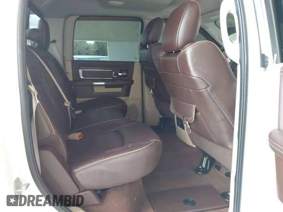 2014 Ram 1500 Longhorn z VIN 1C6RR7PM7ES353935, wystawiony jako IAAI lot #42781639 z przebiegiem 187 049 mil mil oraz . Historia ofert i sprzedaży dostępna na DreamBid. Obrazek 8.