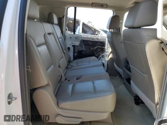 2018 Chevrolet Suburban LT z VIN 1GNSKHKC8JR167669, wystawiony jako Copart lot #66045845 z przebiegiem 97 988 mil mil oraz Szkoda całkowita • Salvage title. Historia ofert i sprzedaży dostępna na DreamBid. Obrazek 11.