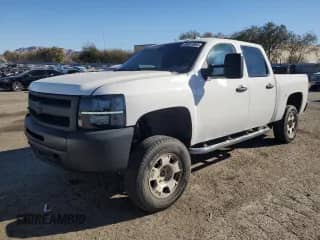 2013 Chevrolet Silverado 1500 Work Truck with VIN 3GCPKPE76DG321808, listed as a Copart auction lot 88251065 with 183,573 mi miles and Salvage title. Bid and sale history available at DreamBid. Image 1.