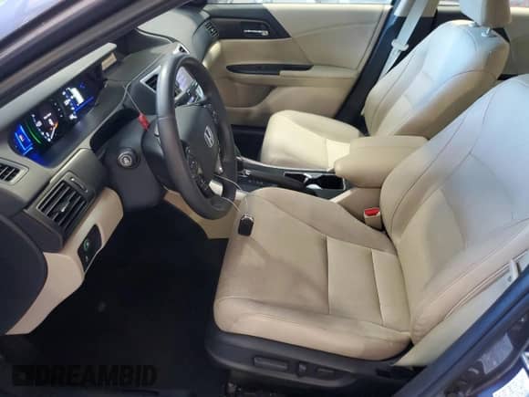 2014 Honda Accord Touring с VIN 1HGCR6F76EA007760, выставлен на аукционе Copart как лот 64460705 с пробегом 95 908 миль миль и Чистый • Clean title. История ставок и продаж доступна на DreamBid. Изображение 7.