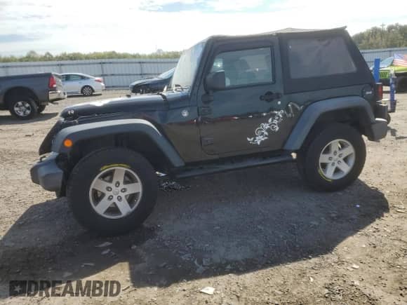 2010 Jeep Wrangler Sport с VIN 1J4AA2D13AL111104, выставлен на аукционе Copart как лот 84287605 с пробегом 110 407 миль миль и Списание • Salvage title. История ставок и продаж доступна на DreamBid. Изображение 1.