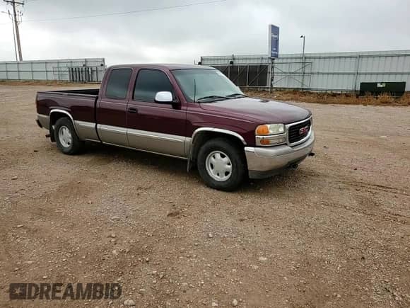 2000 GMC Sierra 1500 SLE with VIN 2GTEC19V3Y1296875, listed as a Copart auction lot 66842935 with 100,494 mi miles and Clean title. Bid and sale history available at DreamBid. Image 14.
