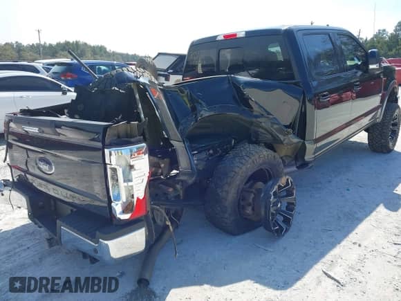 2019 Ford F-250 XL z VIN 1FT7W2B67KEG30369, wystawiony jako IAAI lot #41646594 z przebiegiem 72 734 mil mil oraz . Historia ofert i sprzedaży dostępna na DreamBid. Obrazek 6.