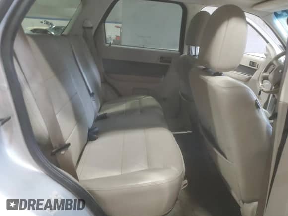 2011 Ford Escape XLT с VIN 1FMCU9DG2BKA50625, выставлен на аукционе Copart как лот 80184145 с пробегом 172 288 миль миль и Списание • Salvage title. История ставок и продаж доступна на DreamBid. Изображение 11.