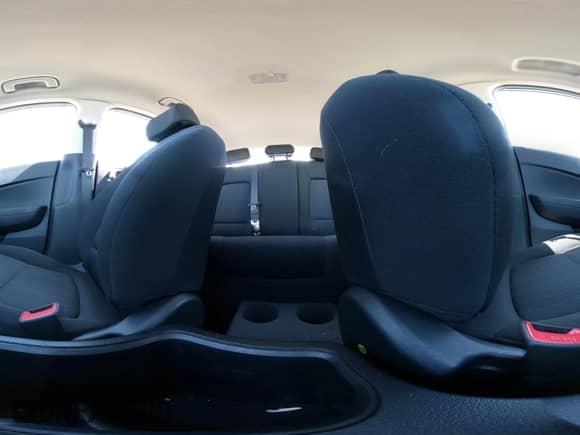 2022 Hyundai Venue SE с VIN KMHRB8A34NU201842, выставлен на аукционе IAAI как лот 42543144 с пробегом 37 842 миль миль и . История ставок и продаж доступна на DreamBid. Изображение 19.