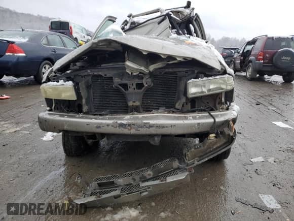 2003 Chevrolet Blazer LS с VIN 1GNCS13X63K129026, выставлен на аукционе Copart как лот 84567954 с пробегом Не указан миль и Списание • Salvage title. История ставок и продаж доступна на DreamBid. Изображение 5.