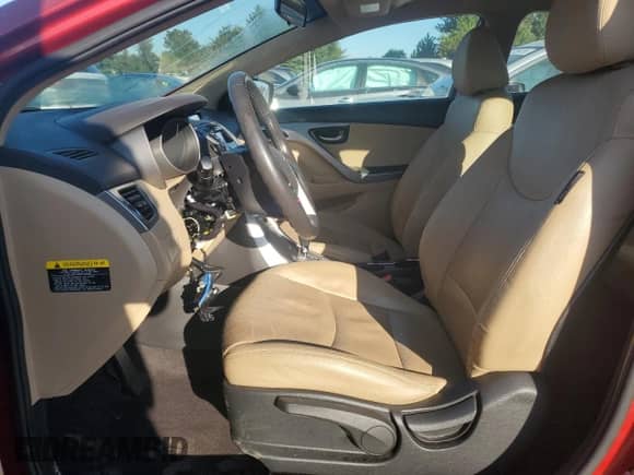 2011 Hyundai Elantra GLS с VIN KMHDH4AE1BU156633, выставлен на аукционе Copart как лот 71117845 с пробегом 187 544 миль миль и Списание • Salvage title. История ставок и продаж доступна на DreamBid. Изображение 7.