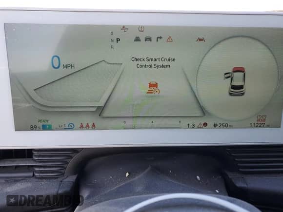 2024 Hyundai Ioniq 5 Limited с VIN KM8KRDDF5RU275286, выставлен на аукционе Copart как лот 49857105 с пробегом 11 227 миль миль и Списание • Salvage title. История ставок и продаж доступна на DreamBid. Изображение 9.