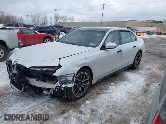 2024 BMW 7 Series 760i xDrive with VIN WBA33EJ04RCR03034, listed as a IAAI auction lot 41443346 with 4,938 mi miles and . Bid and sale history available at DreamBid. Image 2.