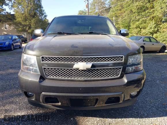 2010 Chevrolet Tahoe LTZ with VIN 1GNUKCE0XAR174233, listed as a IAAI auction lot 43380569 with 149,369 mi miles and . Bid and sale history available at DreamBid. Image 13.