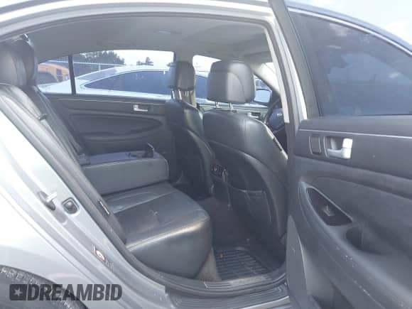2014 Hyundai Genesis 3.8L с VIN KMHGC4DD7EU266198, выставлен на аукционе IAAI как лот 42632434 с пробегом 171 465 миль миль и . История ставок и продаж доступна на DreamBid. Изображение 8.