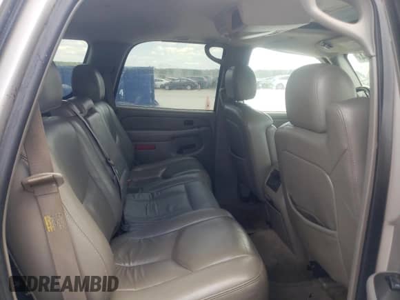 2006 Chevrolet Tahoe LS with VIN 1GNEC13Z86J121706, listed as a Copart auction lot 60292004 with 266,672 mi miles and Clean title. Bid and sale history available at DreamBid. Image 11.