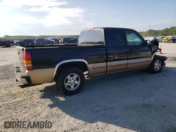 1999 Chevrolet Silverado 1500 LS z VIN 2GCEC19T7X1167826, wystawiony jako Copart lot #66620245 z przebiegiem 235 905 mil mil oraz Szkoda całkowita • Salvage title. Historia ofert i sprzedaży dostępna na DreamBid. Obrazek 3.