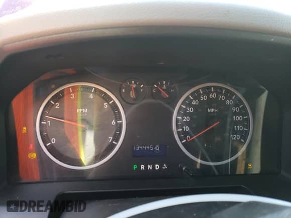 2012 Ram 1500 Express z VIN 1C6RD7KT0CS142392, wystawiony jako Copart lot #83905105 z przebiegiem 134 445 mil mil oraz Czysty tytuł • Clean title. Historia ofert i sprzedaży dostępna na DreamBid. Obrazek 9.