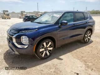 2025 Mitsubishi Outlander SE z VIN JA4J3VA81SZ023017, wystawiony jako Copart lot #67326465 z przebiegiem 7 mil mil oraz Szkoda całkowita • Salvage title. Historia ofert i sprzedaży dostępna na DreamBid. Obrazek 1.
