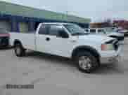 2004 Ford F-150 XL z VIN 1FTVX14524NA44300, wystawiony jako Copart lot #50443655 z przebiegiem 122 265 mil mil oraz Czysty tytuł • Clean title. Historia ofert i sprzedaży dostępna na DreamBid. Obrazek 4.