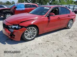 2012 BMW 3 Series 328i с VIN WBA3A5C5XCF346313, выставлен на аукционе Copart как лот 72056234 с пробегом 82 871 миль миль и Списание • Salvage title. История ставок и продаж доступна на DreamBid. Изображение 1.