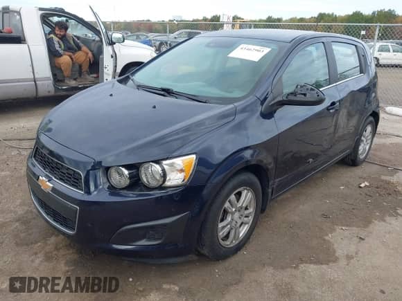 2016 Chevrolet Sonic LT с VIN 1G1JC6SH1G4152866, выставлен на аукционе IAAI как лот 43462903 с пробегом 52 695 миль миль и . История ставок и продаж доступна на DreamBid. Изображение 2.