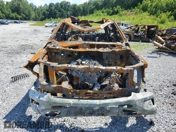 2024 GMC Sierra 1500 Denali Ultimate with VIN 1GTUUHEL9RZ298001, listed as a Copart auction lot 60558115 with Not provided miles and Non repairable. Bid and sale history available at DreamBid. Image 5.