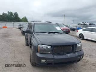 2007 Chevrolet TrailBlazer LS с VIN 1GNDT13SX72263615, выставлен на аукционе IAAI как лот 42927844 с пробегом 275 592 миль миль и . История ставок и продаж доступна на DreamBid. Изображение 1.