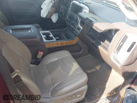 2017 GMC Sierra 1500 SLT z VIN 3GTU2NEC7HG229889, wystawiony jako IAAI lot #43193782 z przebiegiem Nie podano mil oraz . Historia ofert i sprzedaży dostępna na DreamBid. Obrazek 5.