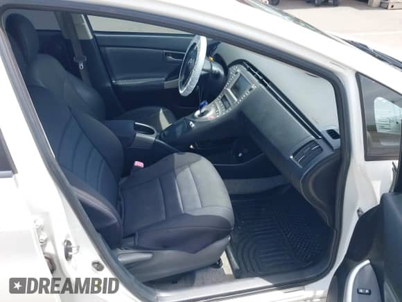2012 Toyota Prius One с VIN JTDKN3DU8C1554975, выставлен на аукционе IAAI как лот 42597559 с пробегом 130 975 миль миль и . История ставок и продаж доступна на DreamBid. Изображение 5.