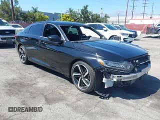 2020 Honda Accord Sport с VIN 1HGCV2F31LA004084, выставлен на аукционе IAAI как лот 43184152 с пробегом 61 628 миль миль и . История ставок и продаж доступна на DreamBid. Изображение 1.