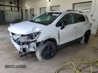 2018 Chevrolet Trax LT z VIN 3GNCJPSB5JL314739, wystawiony jako Copart lot #50565435 z przebiegiem 155 341 mil mil oraz Szkoda całkowita • Salvage title. Historia ofert i sprzedaży dostępna na DreamBid. Obrazek 1.