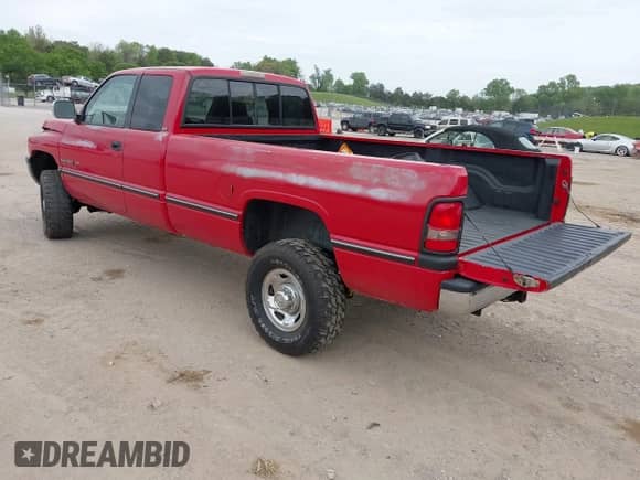 1997 Dodge 2500 with VIN 3B7KF23W9VM574300, listed as a IAAI auction lot 42066236 with 241,883 mi miles and . Bid and sale history available at DreamBid. Image 3.