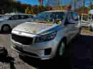 2017 Kia Sedona L with VIN KNDMA5C10H6272539, listed as a Copart auction lot 89728155 with 204,467 mi miles and Clean title. Bid and sale history available at DreamBid. Image 2.