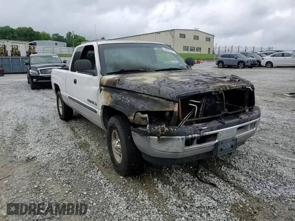 2001 Dodge 1500 with VIN 3B7HC13Y31G782809, listed as a Copart auction lot 58892705 with Not provided miles and Non repairable. Bid and sale history available at DreamBid. Image 13.