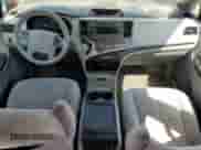 2013 Toyota Sienna LE AAS с VIN 5TDKK3DC0DS332046, выставлен на аукционе Copart как лот 68400265 с пробегом 205 295 миль миль и Списание • Salvage title. История ставок и продаж доступна на DreamBid. Изображение 8.