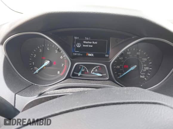 2015 Ford Focus SE с VIN 1FADP3K23FL270463, выставлен на аукционе IAAI как лот 42379933 с пробегом 190 150 миль миль и . История ставок и продаж доступна на DreamBid. Изображение 7.