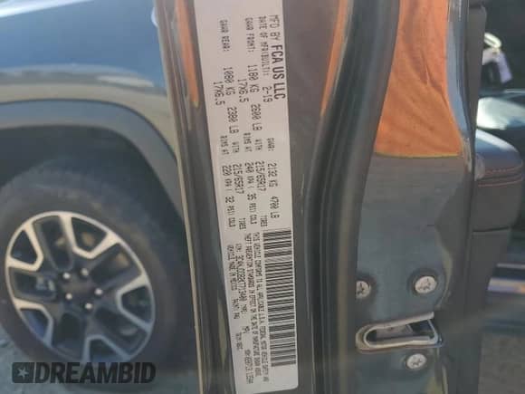 2019 Jeep Compass Trailhawk with VIN 3C4NJDDB2KT713400, listed as a Copart auction lot 84782185 with 63,337 mi miles and Salvage title. Bid and sale history available at DreamBid. Image 14.