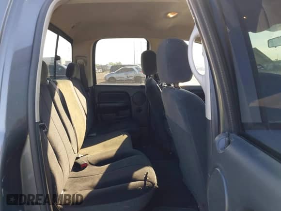 2004 Dodge 1500 SLT с VIN 1D7HA18N64J243968, выставлен на аукционе IAAI как лот 43455832 с пробегом 392 615 миль миль и . История ставок и продаж доступна на DreamBid. Изображение 8.