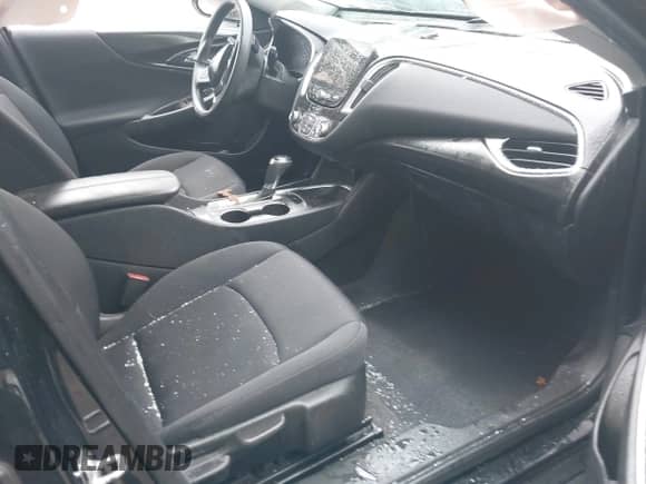 2020 Chevrolet Malibu LT with VIN 1G1ZD5ST7LF109422, listed as a IAAI auction lot 43273856 with 77,682 mi miles and . Bid and sale history available at DreamBid. Image 5.