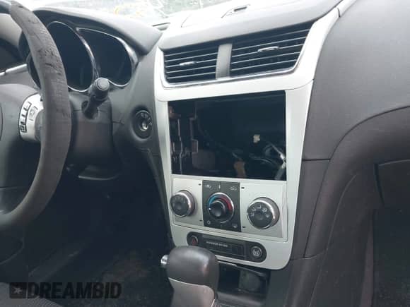 2010 Chevrolet Malibu 1LT с VIN 1G1ZC5E04AF215912, выставлен на аукционе IAAI как лот 43285326 с пробегом 250 053 миль миль и . История ставок и продаж доступна на DreamBid. Изображение 15.