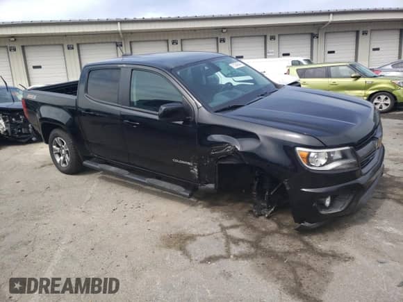 2019 Chevrolet Colorado 2WD Z71 with VIN 1GCGSDEA8K1169553, listed as a Copart auction lot 71304044 with 75,586 mi miles and Salvage title. Bid and sale history available at DreamBid. Image 4.