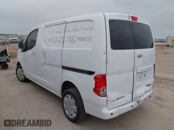 2015 Chevrolet City Express Cargo LS z VIN 3N63M0YN2FK700523, wystawiony jako IAAI lot #41947636 z przebiegiem 78 209 mil mil oraz . Historia ofert i sprzedaży dostępna na DreamBid. Obrazek 3.